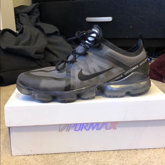 Nike vapormax shoes - Picture 1 of 7